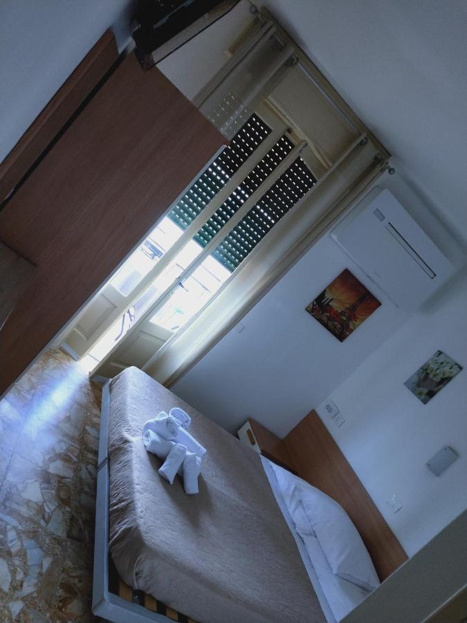 Hotel Diana Gardone Riviera Luaran gambar