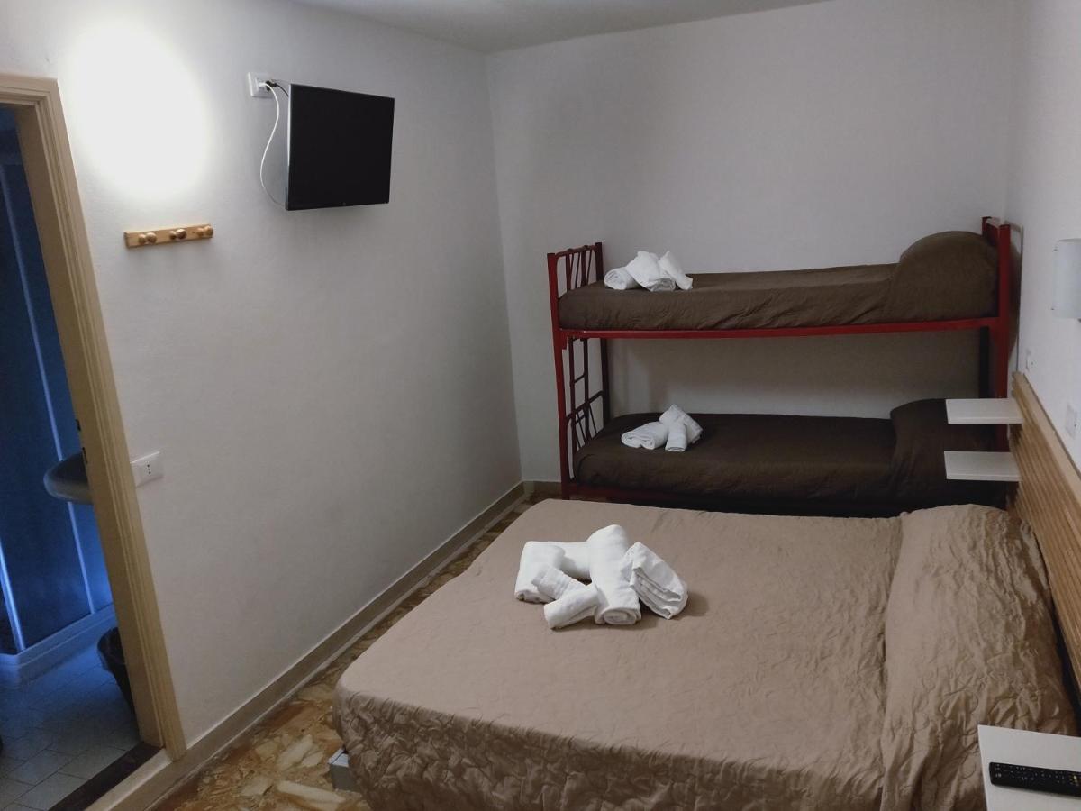 Hotel Diana Gardone Riviera Luaran gambar