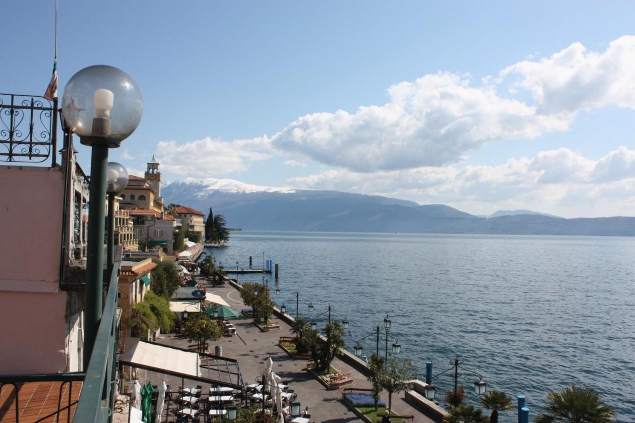 Hotel Diana Gardone Riviera Luaran gambar