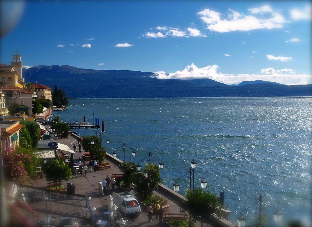 Hotel Diana Gardone Riviera Luaran gambar