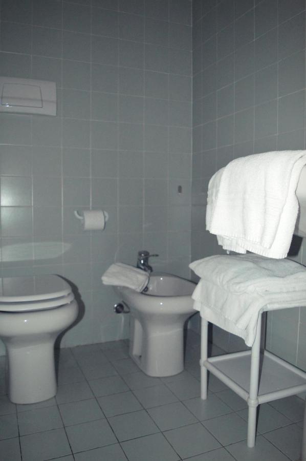 Hotel Diana Gardone Riviera Luaran gambar