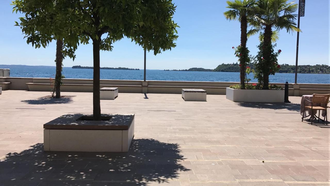 Hotel Diana Gardone Riviera Luaran gambar