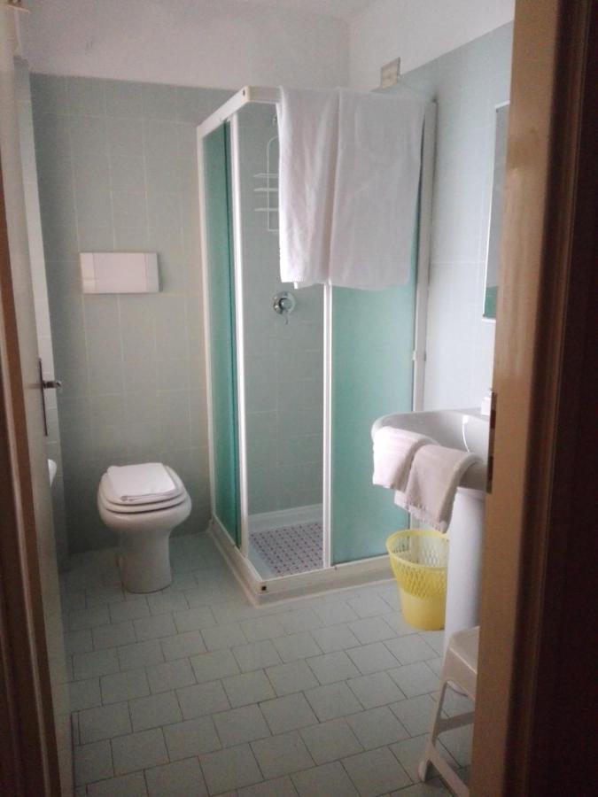 Hotel Diana Gardone Riviera Luaran gambar