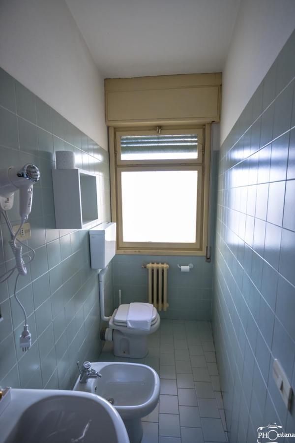 Hotel Diana Gardone Riviera Luaran gambar